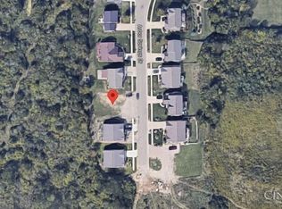 1059 Arbor Springs Dr, Hamilton, OH 45013