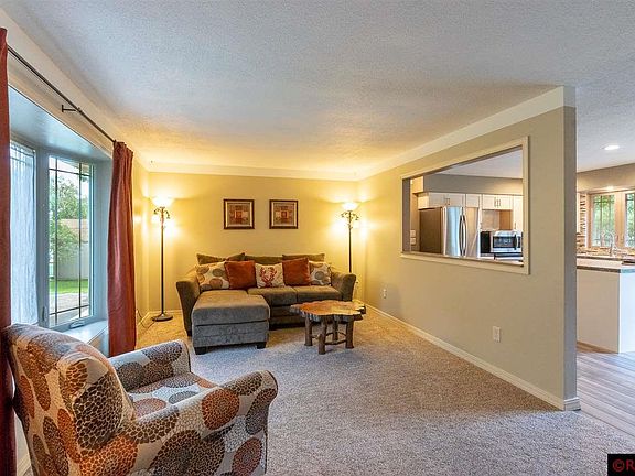 5th image of 101 Horseshoe Ln