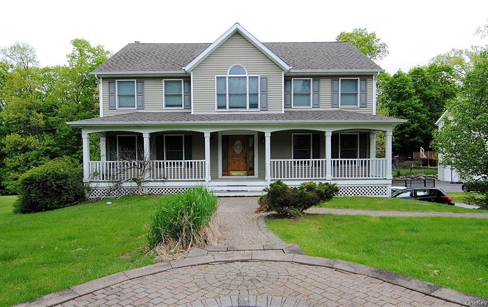 1st image of 52 Winchester Dr