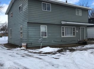 352 Columbia St, Caro, MI 48723