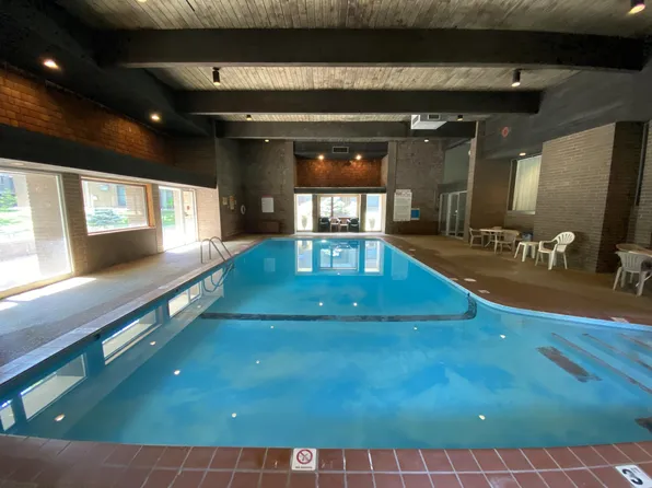 2800 Hamline Ave N APT 107, Roseville, MN 55113