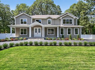 654 Caledonia Rd, Dix Hills, NY 11746