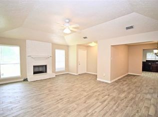 2802 Fir Crest Ct, Stafford, TX 77477