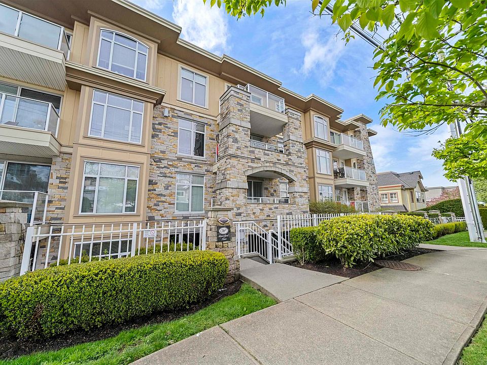 1st image of 15164 Prospect Ave #102