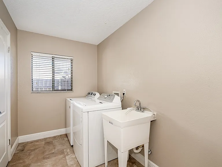 606 Tortoise Way — Photo 19