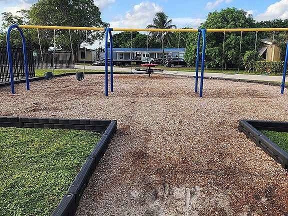 3rd image of 20208 NW 52nd Ave Lot 528