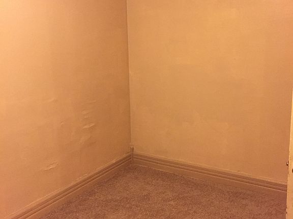 2nd image of 34 Bond St