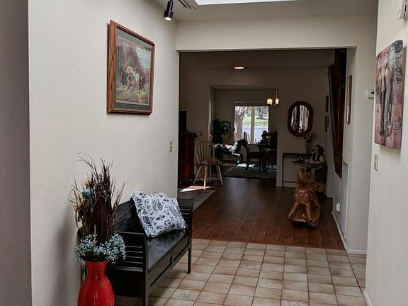 4th image of 15004 Bluegrass Dr