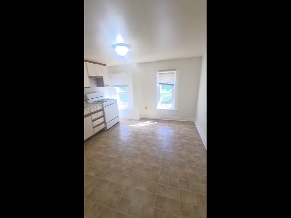 842 Union St #3