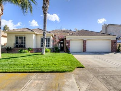 2673 E Shea Dr, Fresno, CA, 93720