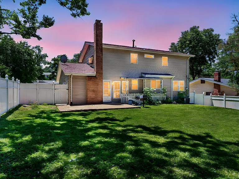 1141 Villaview Dr — Photo 35