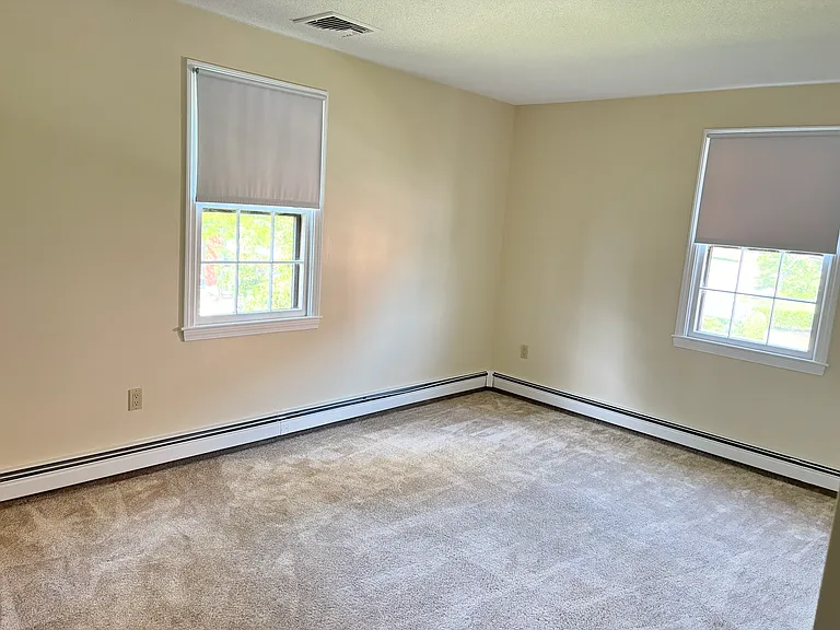 7 Oak St #5 — Photo 22