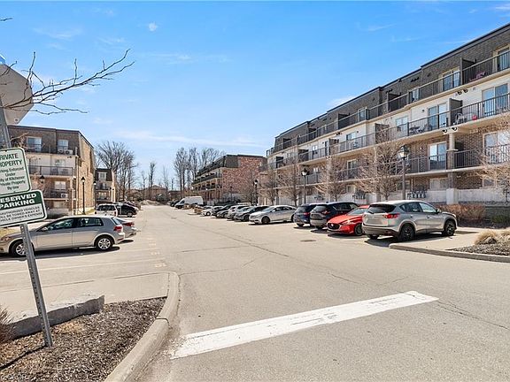 3rd image of 1684 Fischer Hallman Rd #D