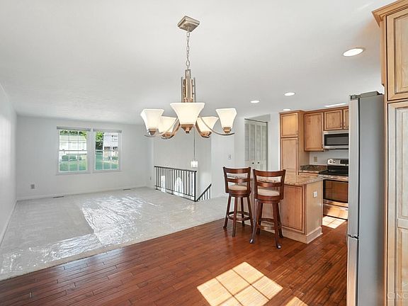 5th image of 4386 Champdale Ln