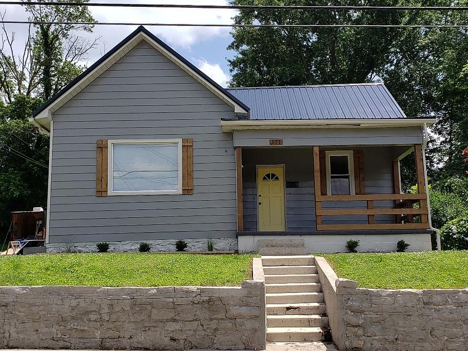 1st image of 131 Bourne Ave