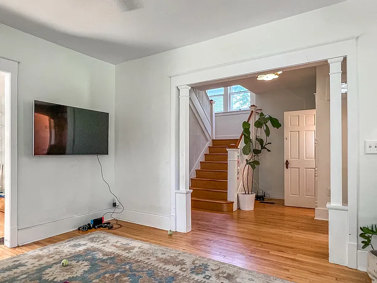 118 E Park St — Photo 7