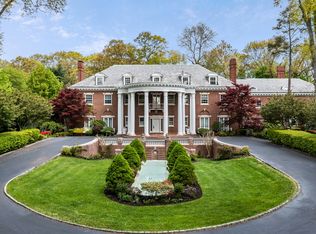 5939 Northern Blvd, East Norwich, NY 11732