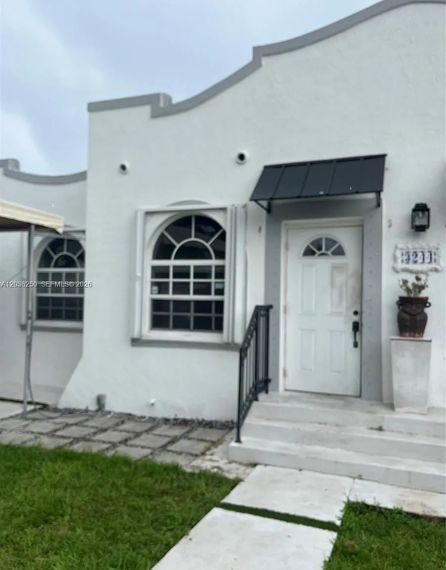 Auburndale Amd — Photo 1