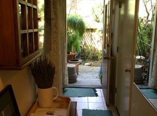 122 Library Ln, Santa Cruz, CA 95062