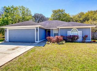 83057 Saint Mark Dr, Yulee, FL 32097