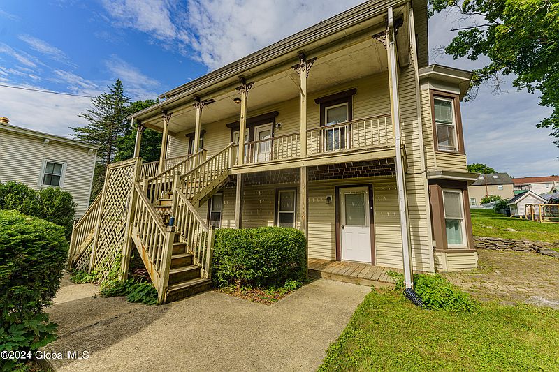 5th image of 4 Colvin Avenue