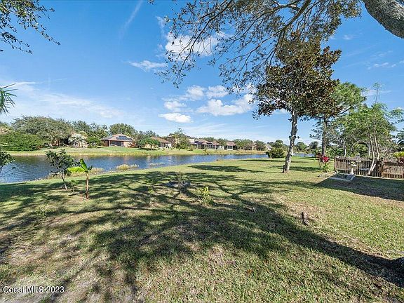 5th image of 600 Benton Dr