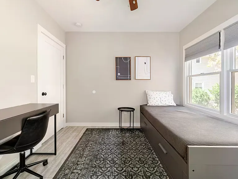 307 Lakeside Blvd — Photo 26