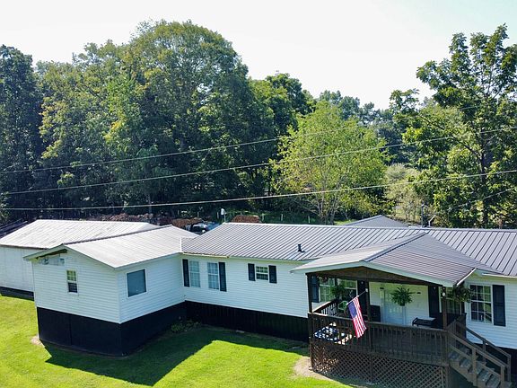 5th image of 688 Anderson Rd