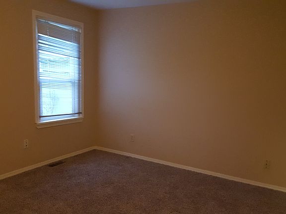 3rd image of 2809 O St SE