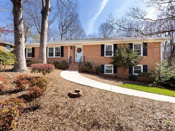 1814 Summerhill Dr, Charlotte, NC 28212