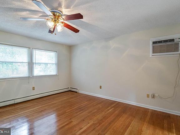 4th image of 4611 Hamilton Dr