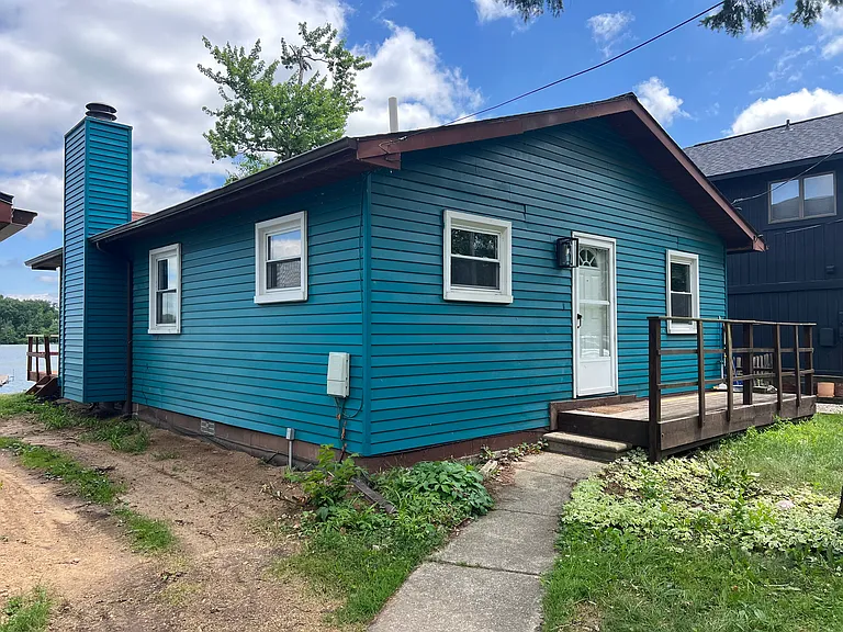 7920 Detroit Blvd — Photo 8