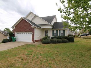 626 Shadow Dance Ln, Boiling Springs, SC 29316