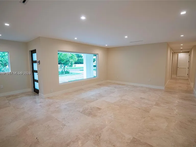 4150 Monserrate St — Photo 29