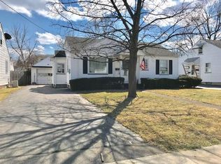 149 Ashwood Dr, Rochester, NY 14609