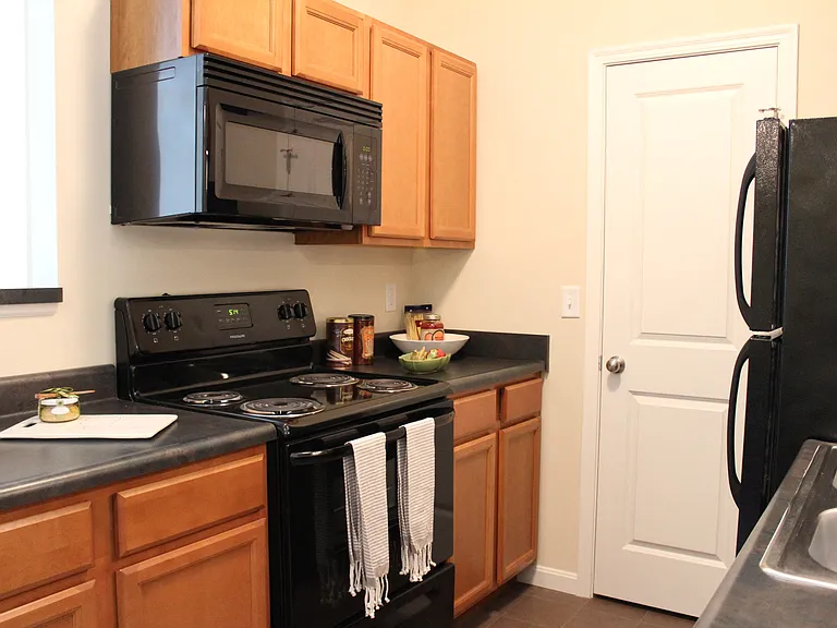 Residences at Northgate Crossing — Photo 32