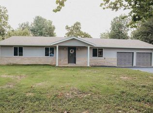 228 Trinton Cir, Bedford, IN 47421