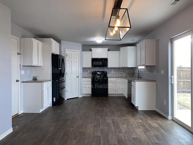 3875 Reindeer Cir — Photo 12