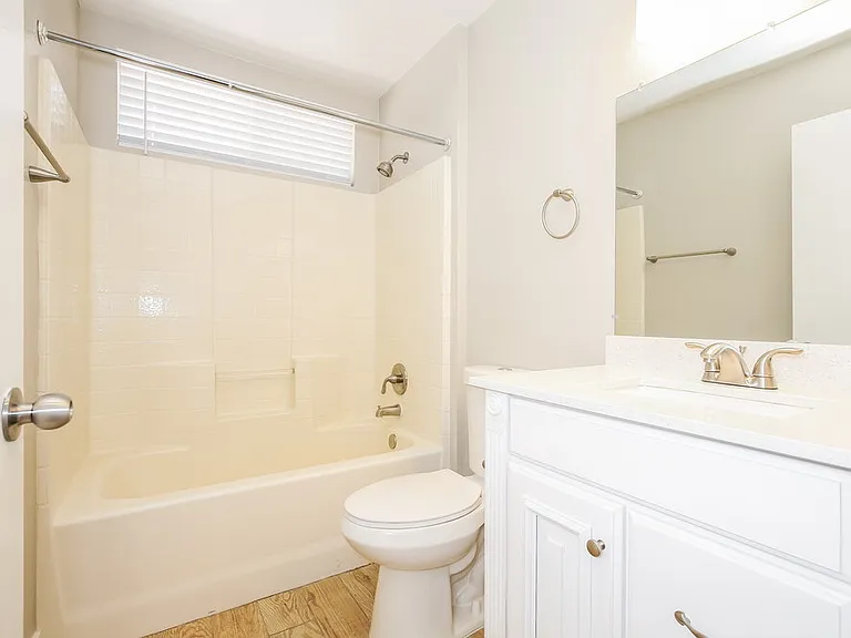 130 Breezy Shore Ave — Photo 14