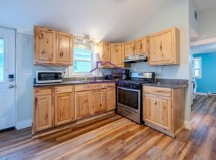 7 Perkins Ave #C, Hampton, NH 03842