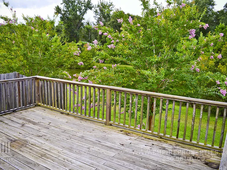5600 Hampton Hill Cir — Photo 4