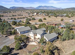 9846 Townsend Winona Rd, Flagstaff, AZ 86004