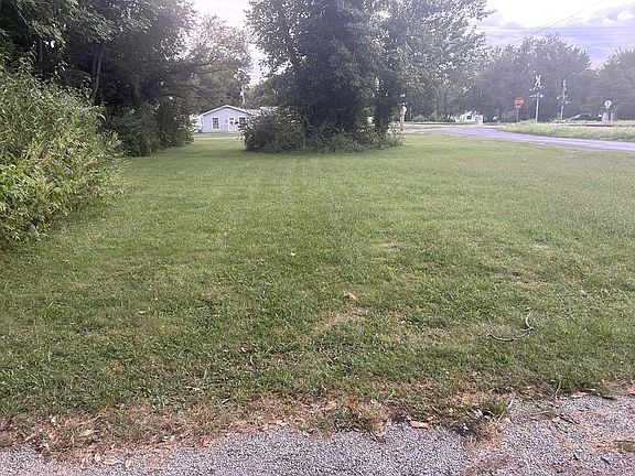 2nd image of 2005 E Cedar St