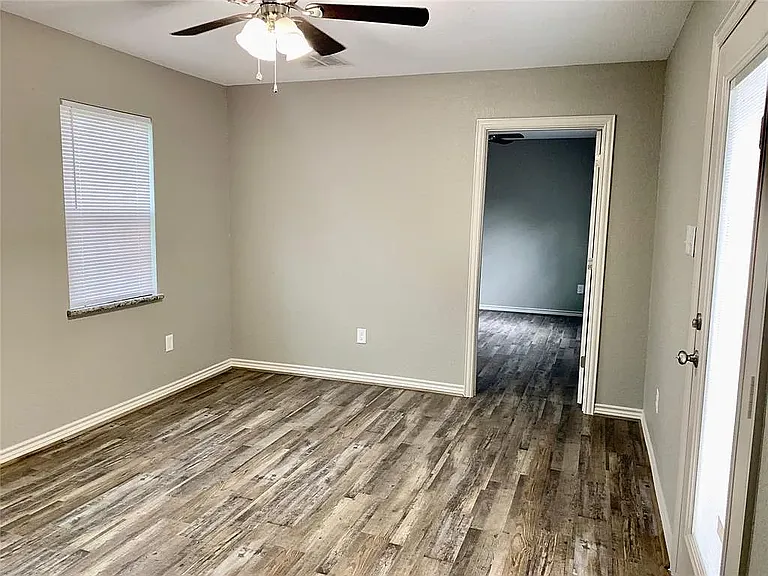115 Gardenia St — Photo 5
