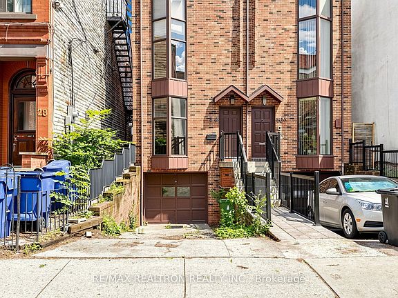 2nd image of 30 McGill St
