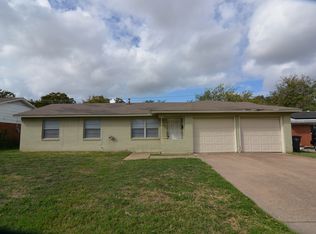 5500 Wentworth St, Fort Worth, TX 76132