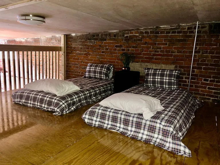 219 Maple St S #1 — Photo 13