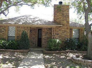 1108 Appleton Dr, Mansfield, TX 76063