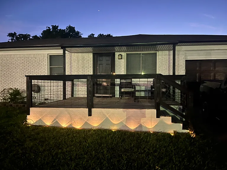 406 Ridge St — Photo 2