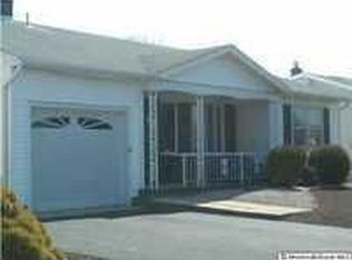 6 Garrett Rd, Toms River, NJ 08757